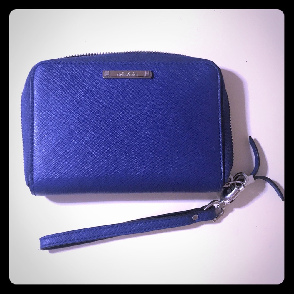Stella and Dot Clutch